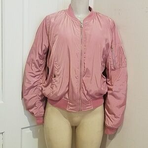women Puffer Jacket Pink color in size M.